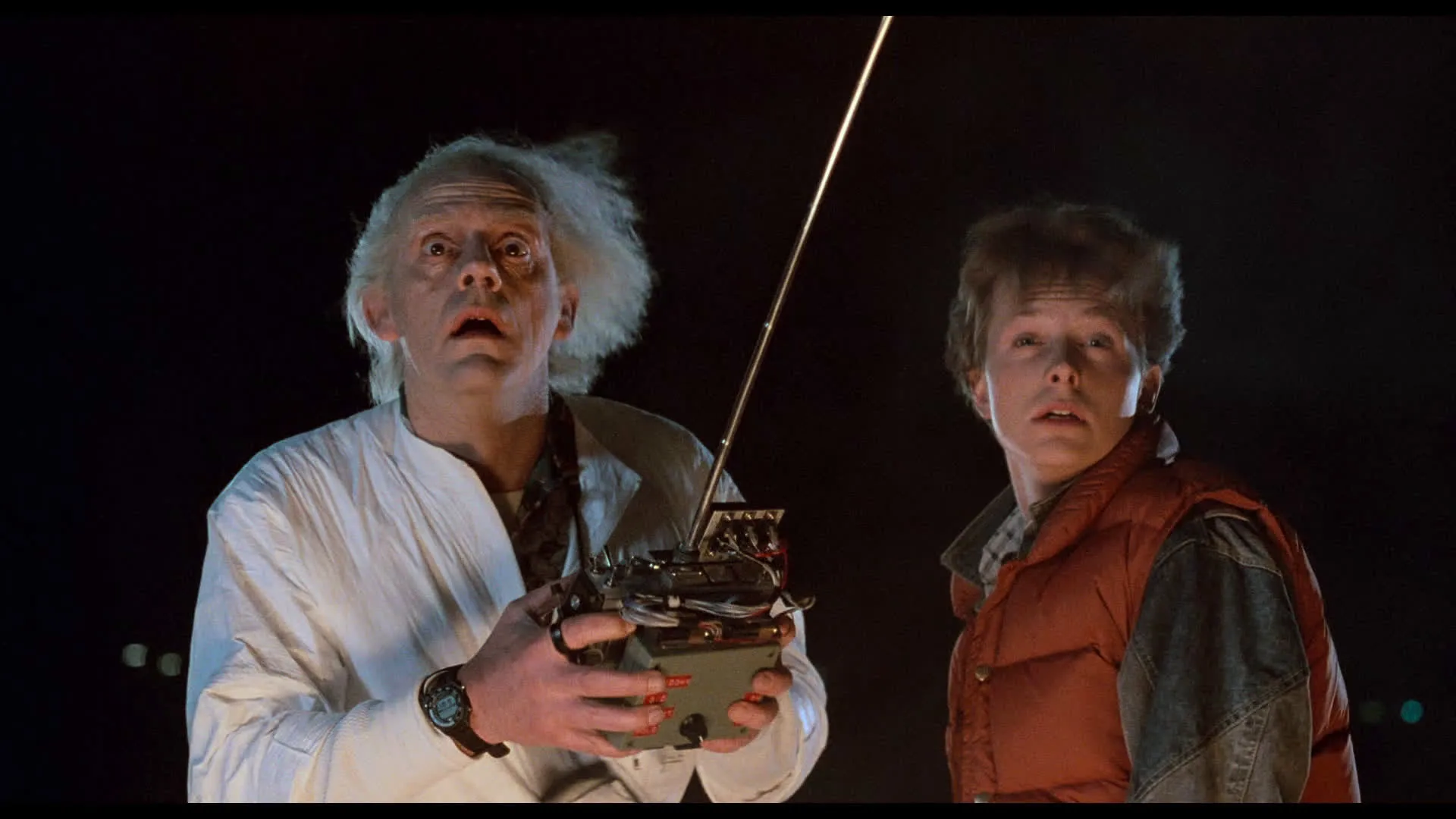 Back to the Future Marty ต้องกลับไปช่วยพ่อกับแม่ให้รักกัน